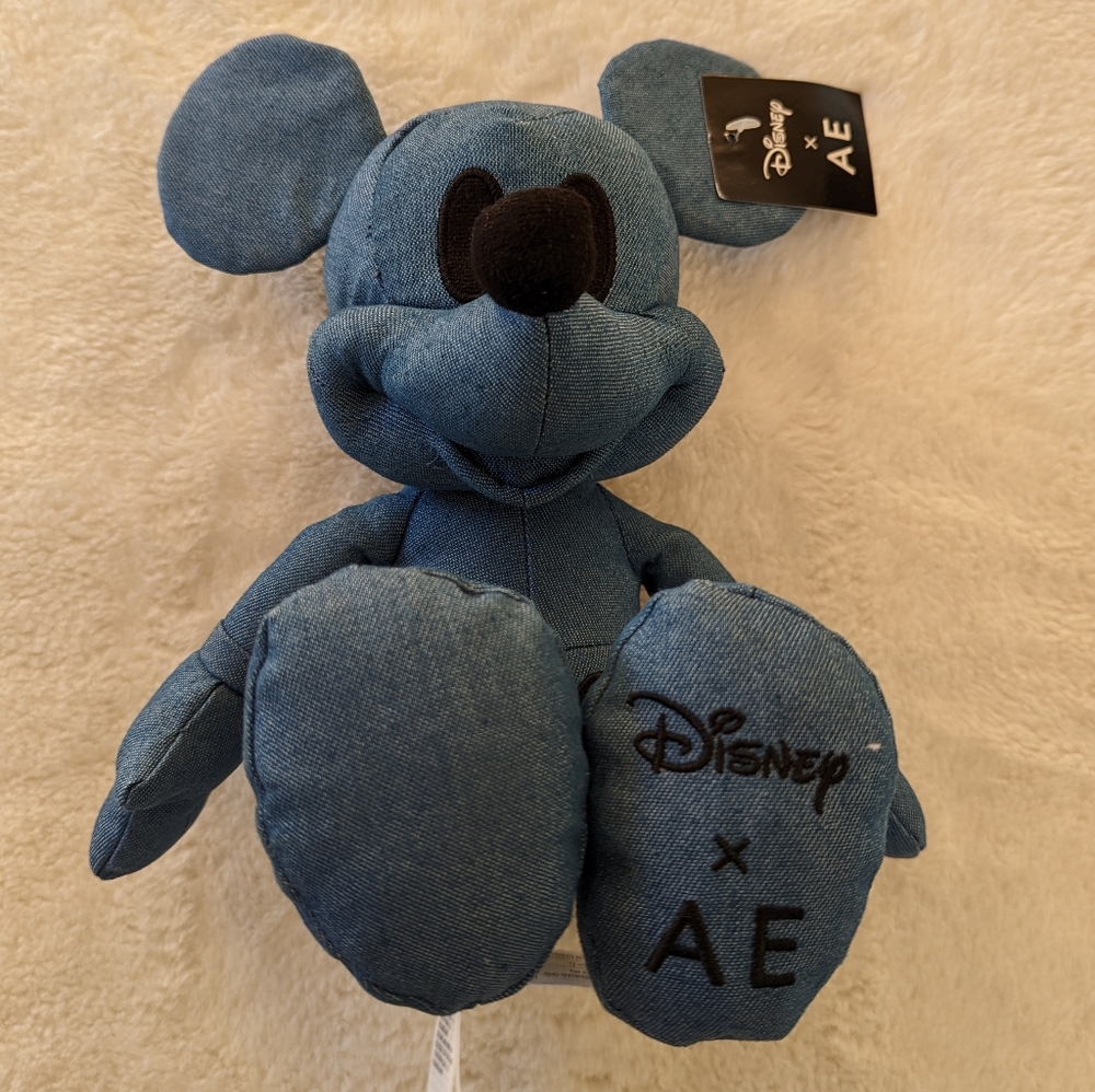 Brand New: American Eagle Outfitters Disney x AE Mickey Mouse Stuffie